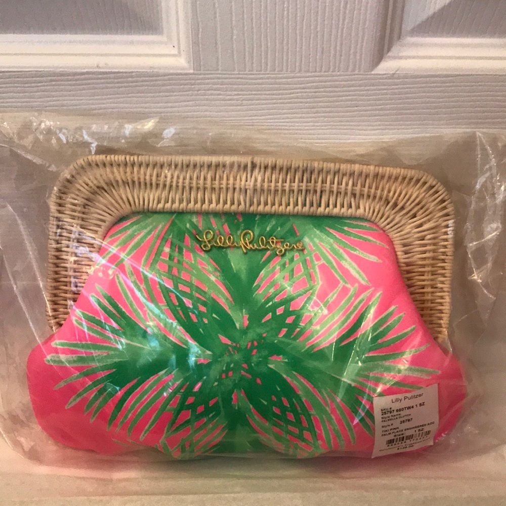 Lilly Pulitzer tiki pink palmella clutch